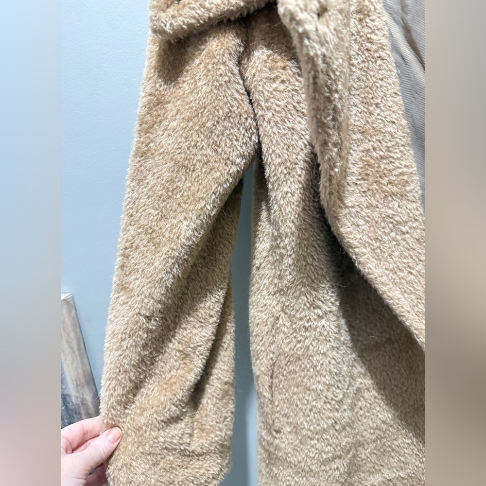 MaxMara Elian, Wool, Cashmere Teddy Blend Coat - Picture 8 of 15